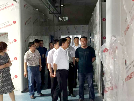 唐山市政府王久宗副市长到公司调研指导